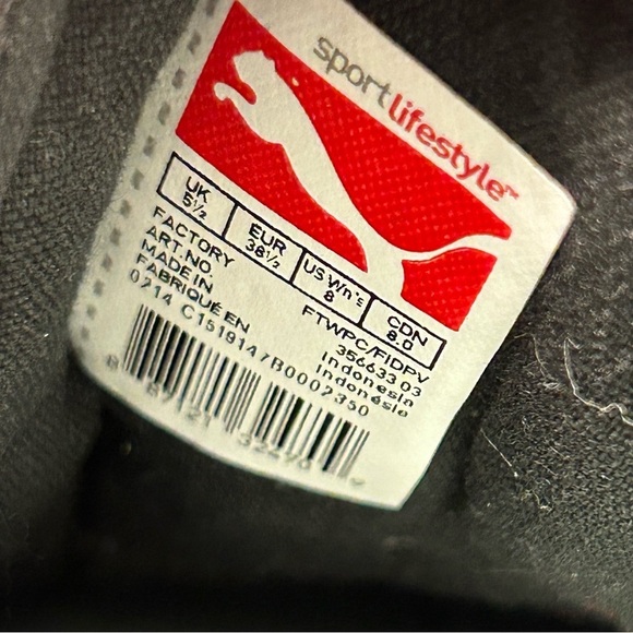 ❤️ Puma Women's Black and Light Blue Sneakers Size 8 - Picture 9 of 9